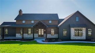 295 Hidden Hill Ln, Caldwell, TX 77836