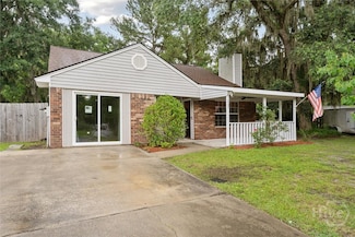 207 Whippoorwill Ln E, Richmond Hill, GA 31324
