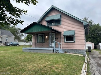 734 Cambridge Ave, Youngstown, OH 44502