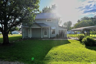300 N Vermont St, Camp Point, IL 62320
