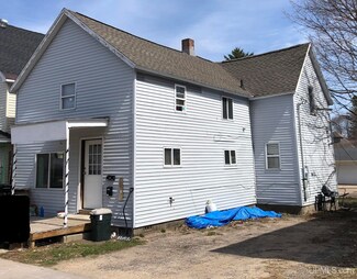 115 Chestnut St, Munising, MI 49862