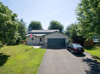 1380 Marigold Dr, Cambridge, MN 55008