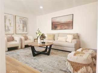 1841 Camino Del Rio, Whittier, CA 90601