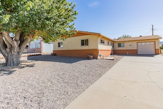 1324 Mckinley Ave, Alamogordo, NM 88310