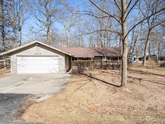 4895 Pearl St, Ypsilanti, MI 48197