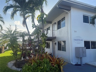 715 NE 2nd Ave Unit 205, Fort Lauderdale, FL 33304