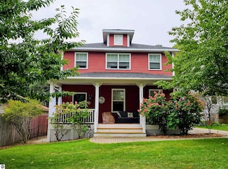 1223 Willow St, Traverse City, MI 49684