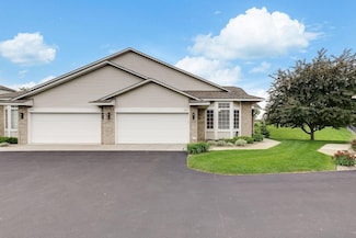3735 Archer Ln N, Plymouth, MN 55446