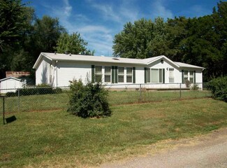 100 W Lana, Leon, KS 67074