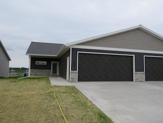 127 Linden Ln, Fox Lake, WI 53933