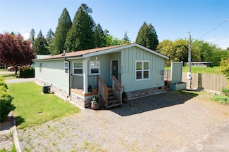 4739 Alderson Rd, Blaine, WA 98230