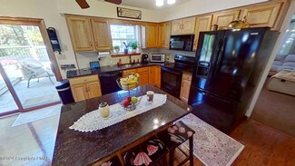 14 Walter Dr, Effort, PA 18330
