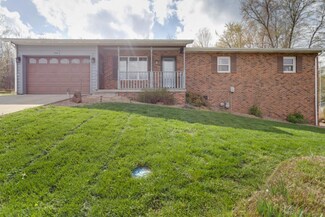 302 S Sycamore St, Huntingburg, IN 47542