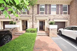 206-07 Lori Dr Unit 60M, Bayside, NY 11360