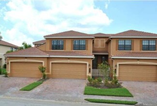 7882 Clemson St Unit 202, Naples, FL 34104
