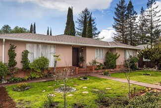3374 Ross Rd, Palo Alto, CA 94303