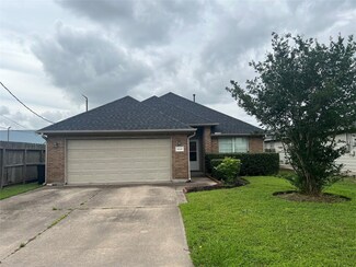 4646 Knoxville St, Houston, TX 77051