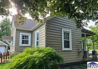 1009 S 23rd St, Terre Haute, IN 47803