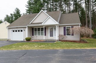 33 Fernwood Dr Unit 33, Litchfield, NH 03052