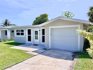 118 SW 9th Ave, Delray Beach, FL 33444