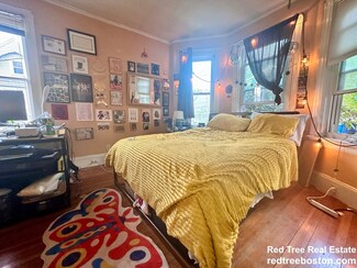 52 Dustin St Unit 1, Brighton, MA 02135