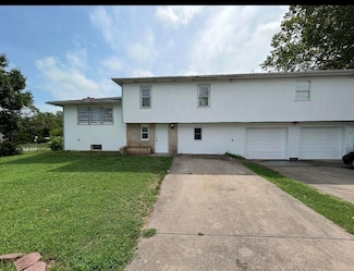 101 Cambridge Dr Unit A&B, Carl Junction, MO 64834