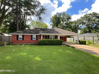 814 Windsor Rd, Grenada, MS 38901