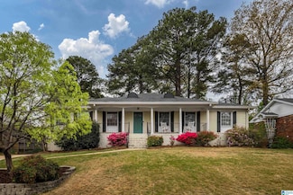 1372 Swallow Ln, Birmingham, AL 35213
