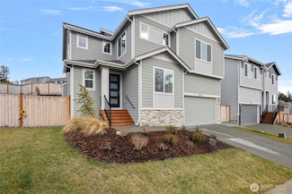 2205 SW Putnam Dr, Oak Harbor, WA 98277