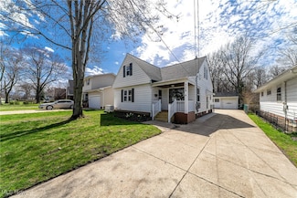 738 Bryn Mawr Ave, Wickliffe, OH 44092