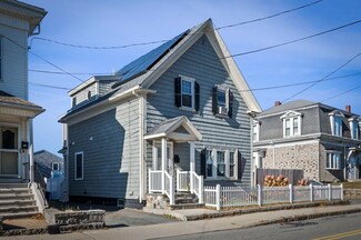 126 Maplewood Ave, Gloucester, MA 01930