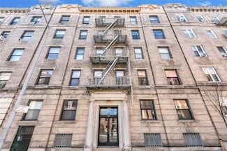 35-26 82nd St Unit 31, Jackson Heights, NY 11372