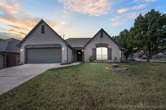 612 N Willow Ave, Broken Arrow, OK 74012