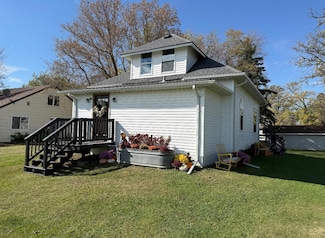 401 Ward Ave, Erskine, MN 56535