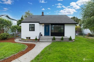 650 N Hawthorne St, Tacoma, WA 98406