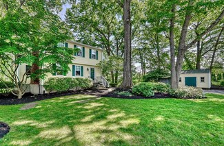 10 Lawson St, Woburn, MA 01801