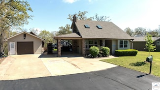 12795 Summit Dr, Warsaw, MO 65355