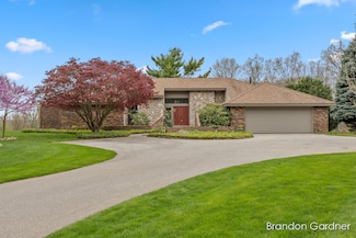 6719 Juneview Dr NE, Rockford, MI 49341