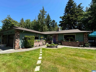 52 N Jensen Rd, Port Angeles, WA 98362