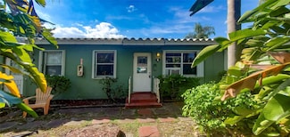 302 SW 15th St Unit 2, Dania, FL 33004