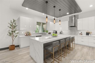 31 Vista Outlook St, Henderson, NV 89011