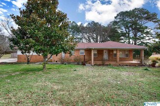 459 Old Big Cove Rd, Brownsboro, AL 35741