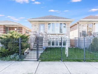 6208 S Normandy Ave, Chicago, IL 60638