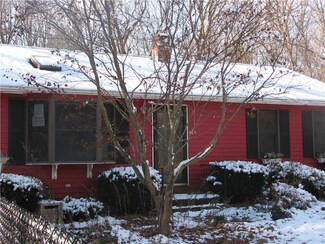 485 Durfee Hill Rd, Chepachet, RI 02814