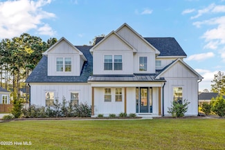 66 Stratford Place, Hampstead, NC 28443