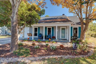 2900 New Town Dr, Wilmington, NC 28405