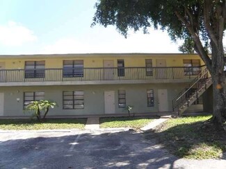 5090 Palm Hill Dr Unit I199, West Palm Beach, FL 33415