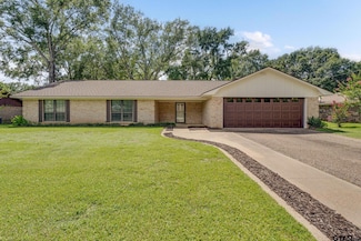 407 Gatewood Dr, Whitehouse, TX 75791