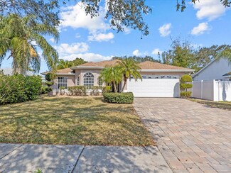 805 Anchors Way, Tarpon Springs, FL 34689