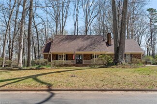 2006 La Dora Dr, High Point, NC 27265